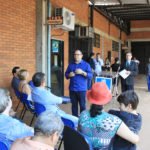 Entrega de trator por Vander reuniu professores, técnicos e acadêmicos da UFMS e dirigentes de movimentos sociais