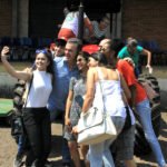 Entrega de trator por Vander reuniu professores, técnicos e acadêmicos da UFMS e dirigentes de movimentos sociais
