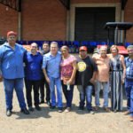 Entrega de trator por Vander reuniu professores, técnicos e acadêmicos da UFMS e dirigentes de movimentos sociais