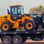 Pá carregadeira viabilizada por Vander será fundamental para manutenção de estradas vicinais