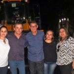 Vander esteve em sua cidade natal para oficializar ao lado do prefeito a entrega de uma pá carregadeira