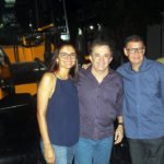Vander esteve em sua cidade natal para oficializar ao lado do prefeito a entrega de uma pá carregadeira