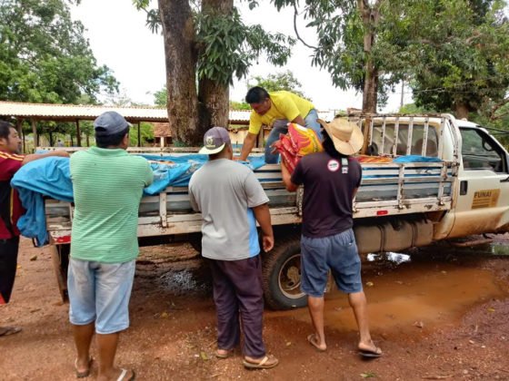 Entrega de sementes nas aldeias Bananal, Ipegue, &Aacute;gua Branca e Lagoinha foi acompanhada pela assessoria do deputado Vander