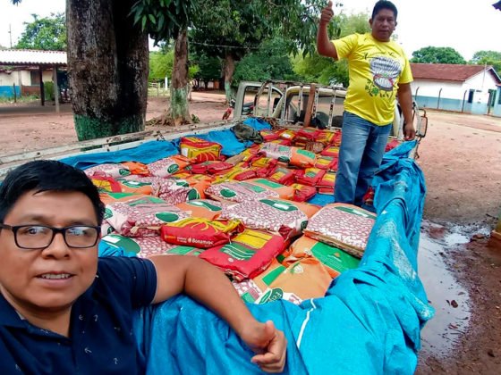 Entrega de sementes nas aldeias Bananal, Ipegue, &Aacute;gua Branca e Lagoinha foi acompanhada pela assessoria do deputado Vander