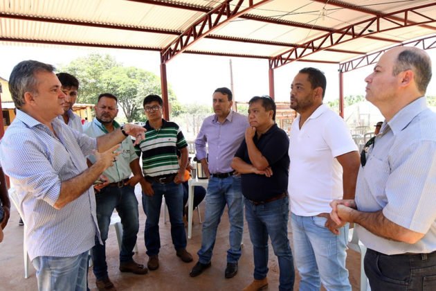 Vander esteve no Assentamento 20 de Mar&ccedil;o para entregar a patrulha mecanizada