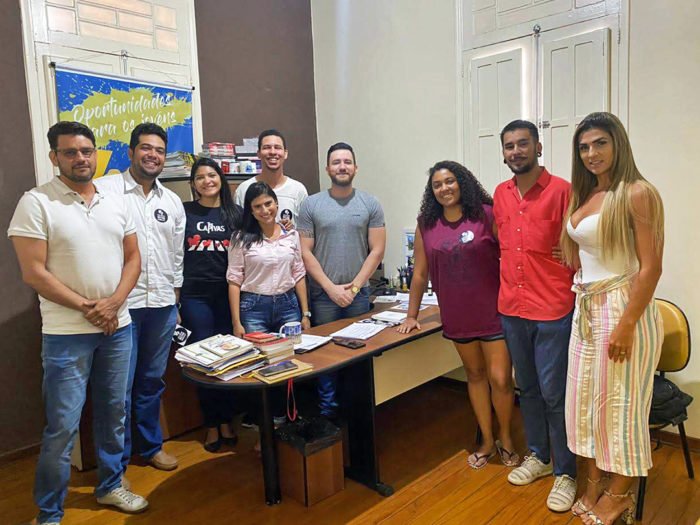 Assessoria do deputado, subsecretário e estudantes discutiram destinação da emenda parlamentar