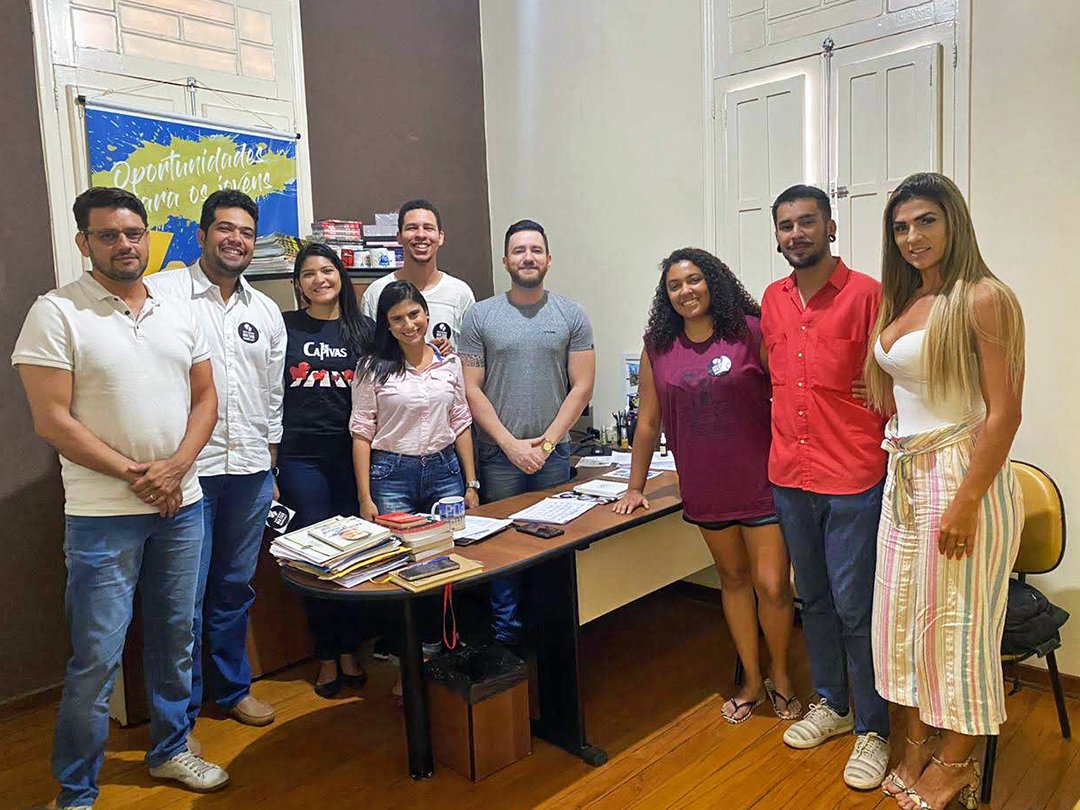 Assessoria do deputado, subsecretário e estudantes discutiram destinação da emenda parlamentar