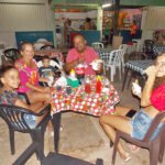 Feirantes destacam importância da praça da alimentação e afirmam que ela ajuda a atrair clientes para a Feira.