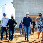 Deputado Vander e reitor Turine vistoriam obra do Mercado Escola e discutem novos projetos