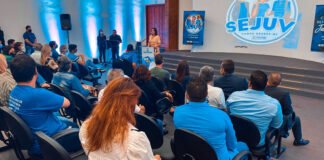 Com apoio de Vander, Centro de Referência da Juventude oferece diversos serviços na Capital