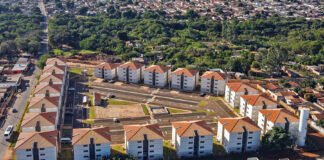 Casas entregues por Bolsonaro são do programa petista Minha Casa Minha Vida