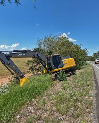 Vander celebra in&iacute;cio dos trabalhos para restaura&ccedil;&atilde;o de trecho da BR-267