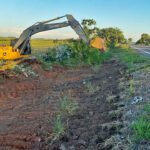 Vander celebra início dos trabalhos para restauração de trecho da BR-267