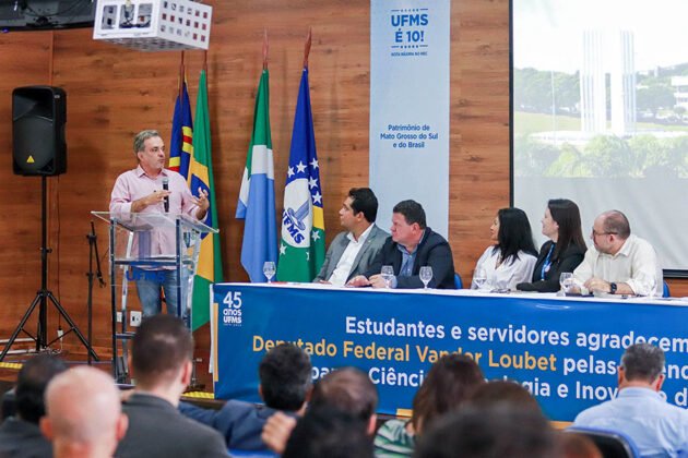 Projetos apoiados por Vander na UFMS beneficiam mais de 1 milh&atilde;o de pessoas