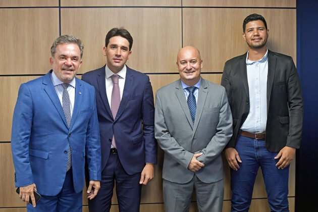 Vander viabiliza R$ 5,2 milh&otilde;es para aeroporto de Chapad&atilde;o do Sul