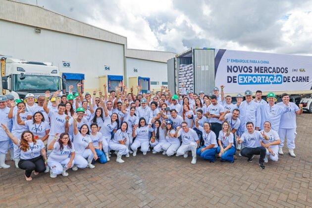 Vander celebra amplia&ccedil;&atilde;o de exporta&ccedil;&otilde;es de carne para a China com 38 novos frigor&iacute;ficos
