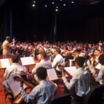 Com apoio de Vander, UFMS leva aulas de violão a crianças de Campo Grande