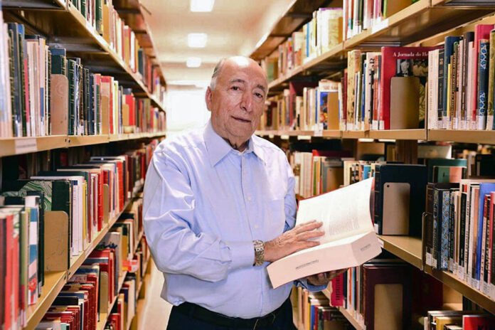 Vander solicita à UFMS título de Honoris Causa ao professor Pedro Chaves