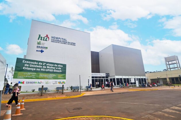 Ministro Camilo Santana MEC inaugura pr&eacute;dios e vistoria obras na UFGD e UFMS