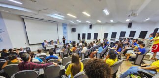 Política como ferramenta de transformação marca mesa de conversas do FestJuv