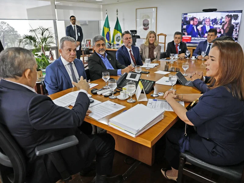 Vander viabiliza R$ 40 milhões em Brasília para socorrer Campo Grande após temporal